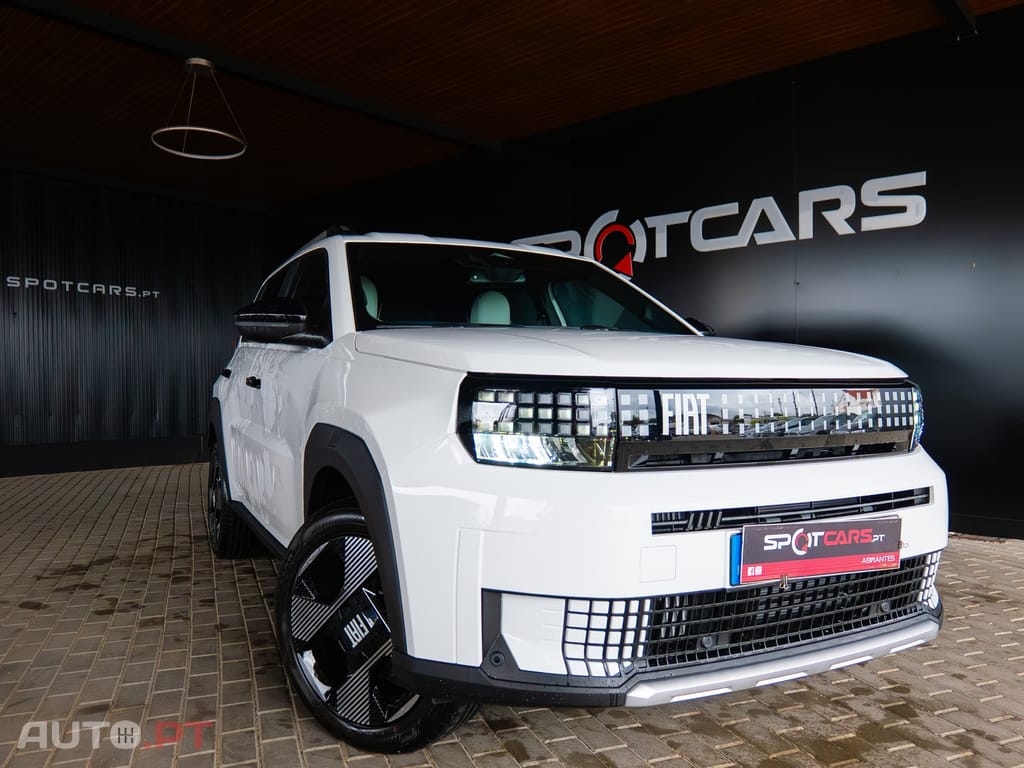 Fiat Grande Panda 1.2 Hybrid La Prima eDCT