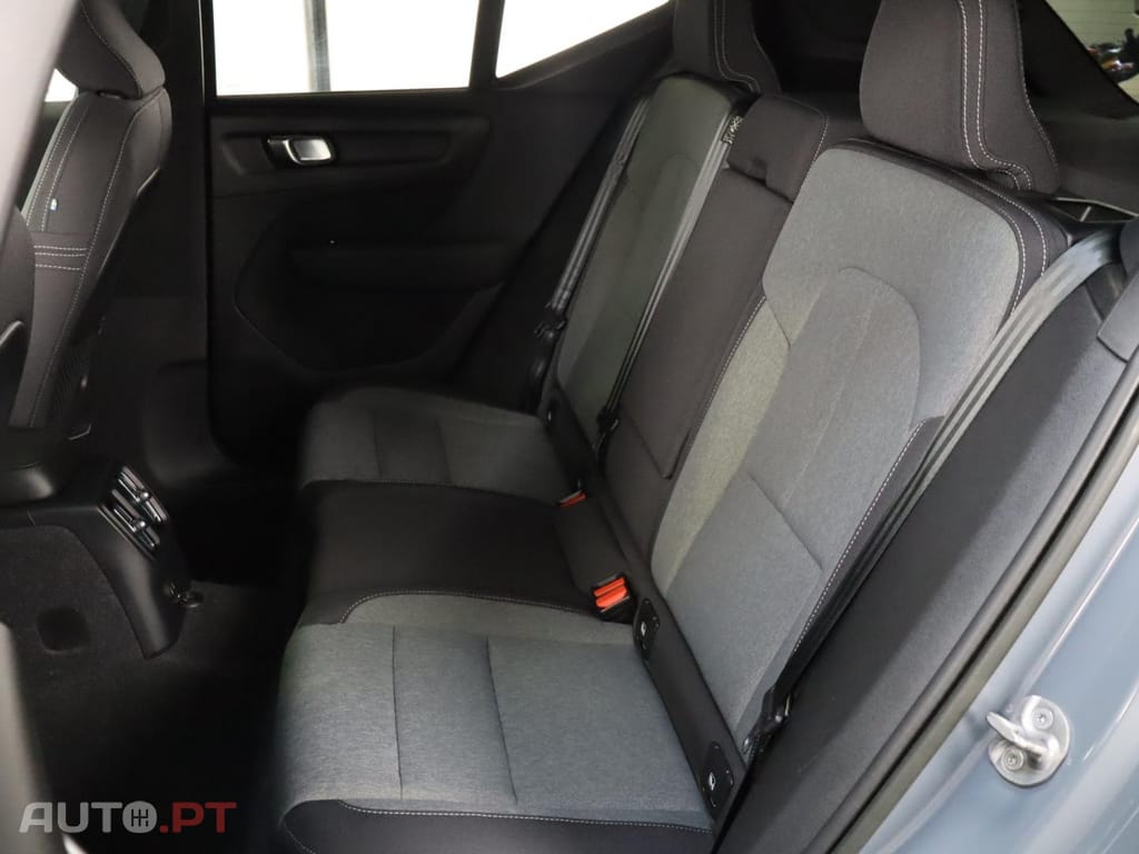 Volvo XC40 1.5 T5 Core PG HYBRID