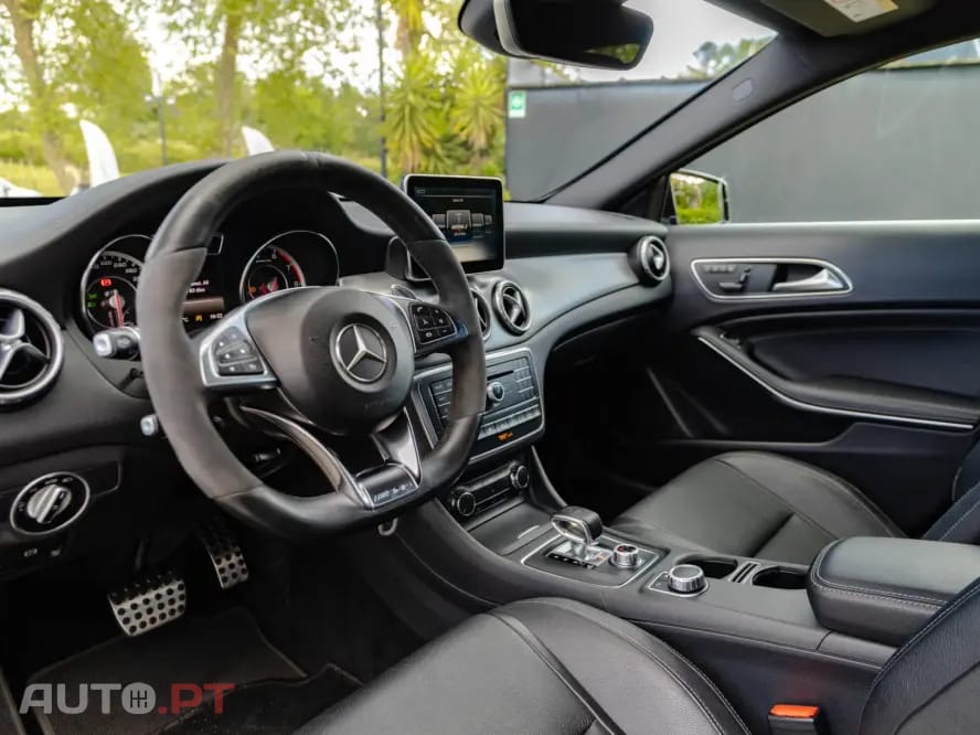 Mercedes-Benz GLA 45 AMG 4-Matic