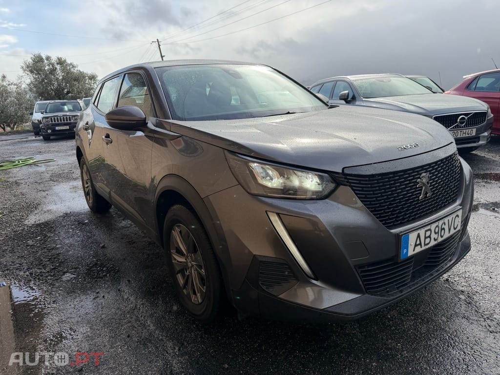 Peugeot 2008 1.2 PureTech Allure Pack