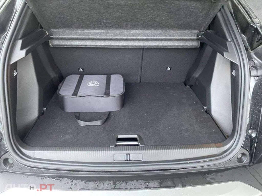 Peugeot E-2008 I.V.A DEDUTÍVEL GT