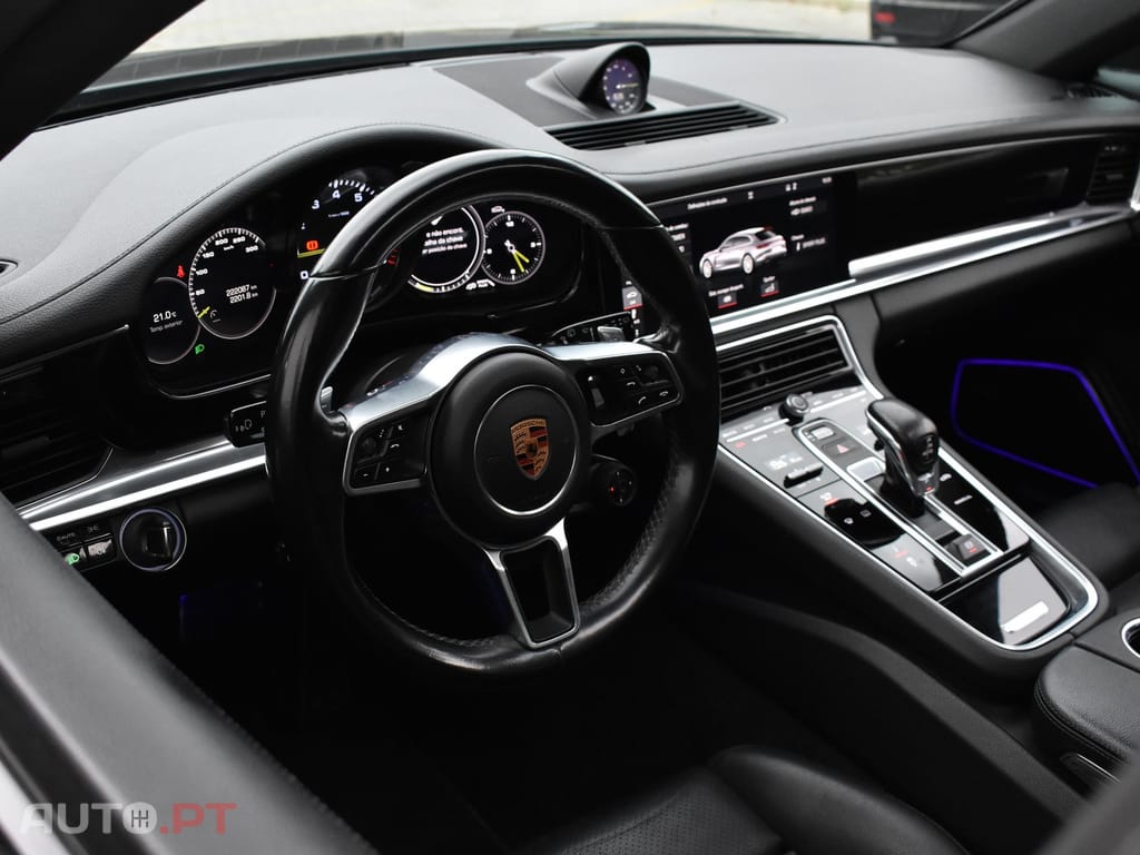 Porsche Panamera ST 4 E-Hybrid