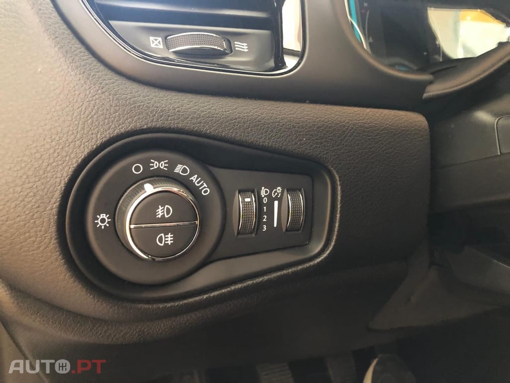 Jeep Renegade 1.0 T Night Eagle