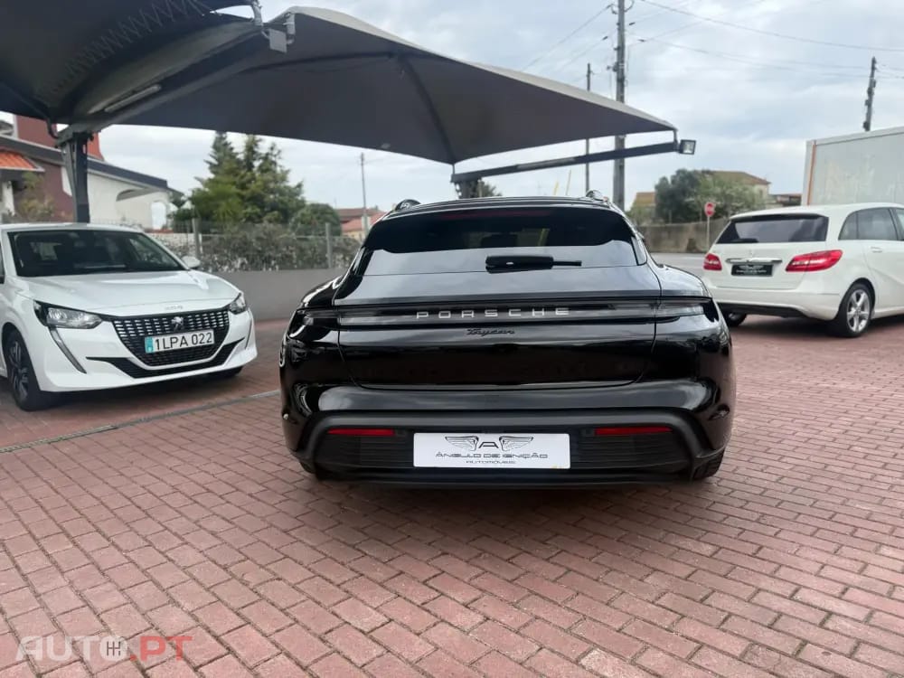 Porsche Taycan ST 4S