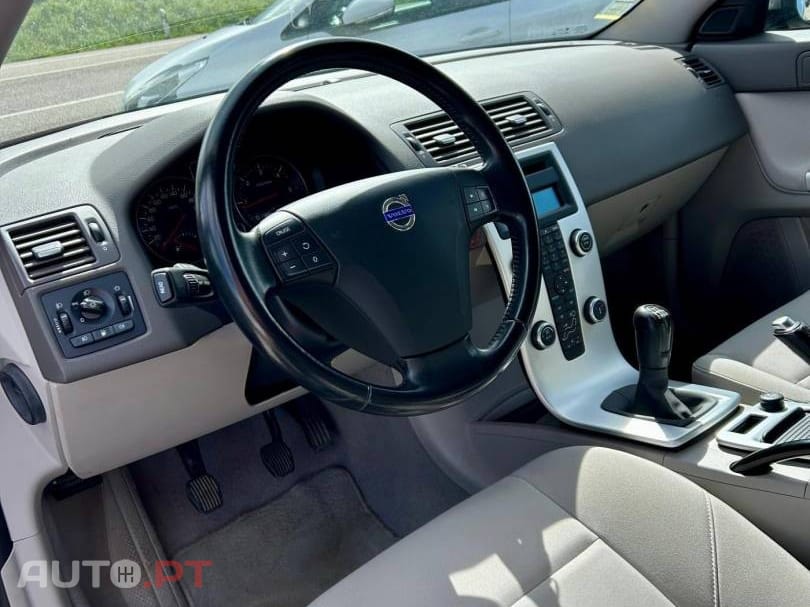 Volvo S40 2.0 D4 Momentum