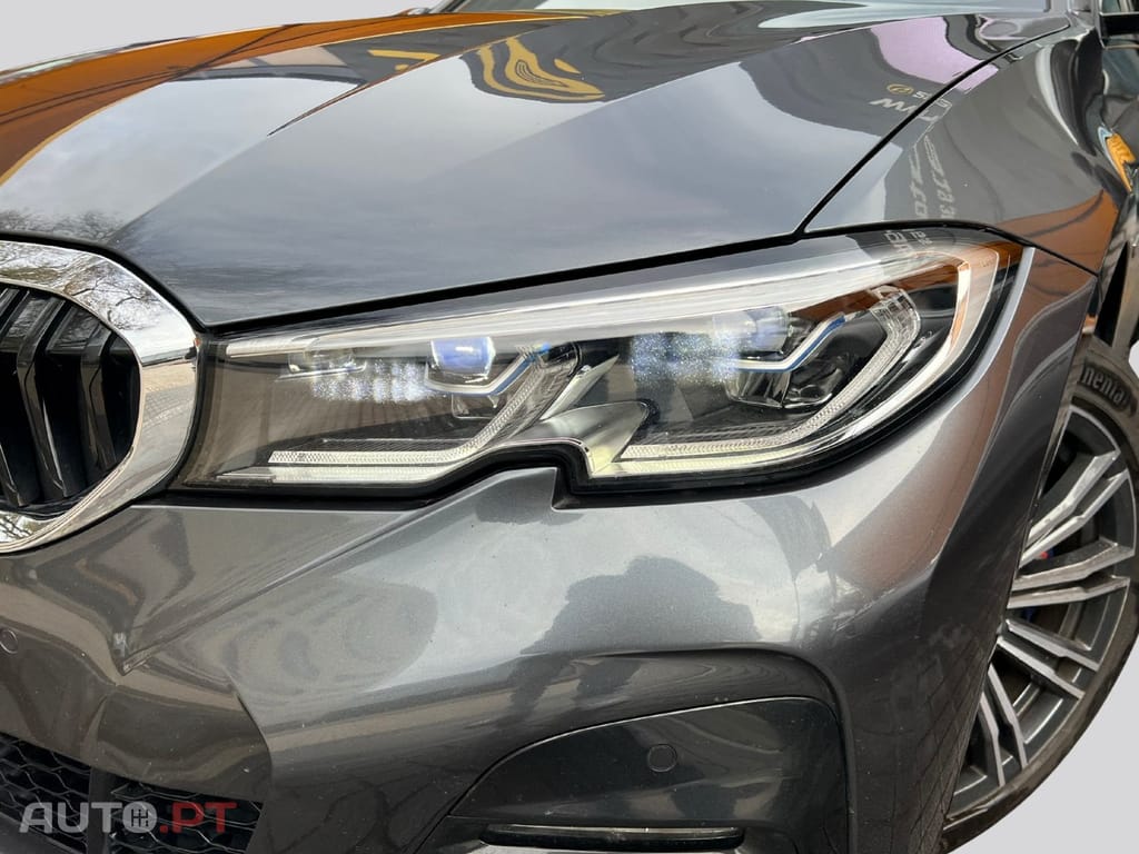 BMW 330 X DRIVE Pack M 