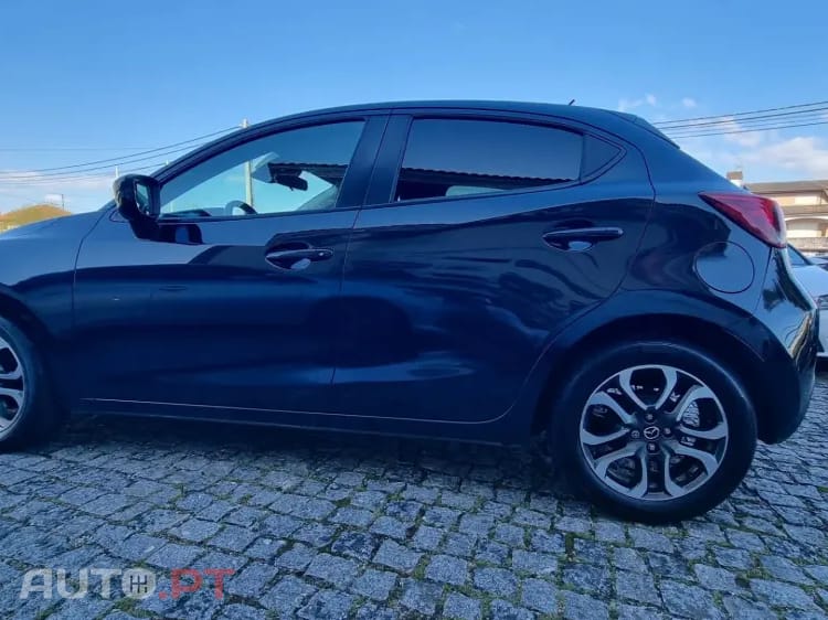 Mazda 2 1.5 Sky.Evolve Navi