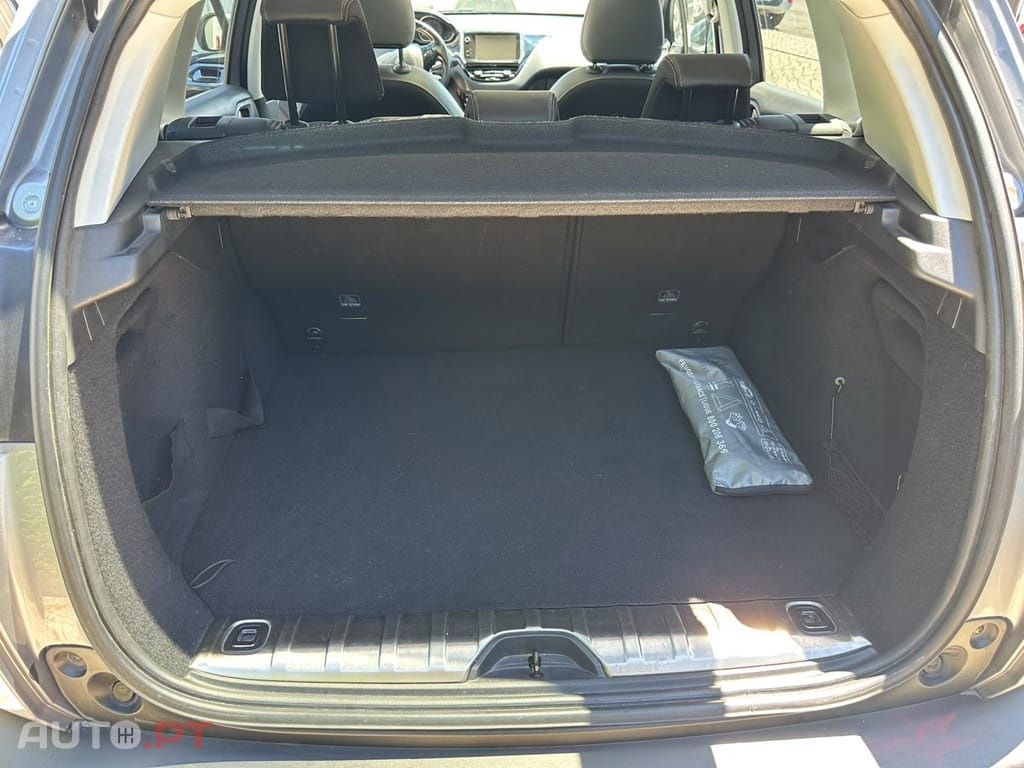 Peugeot 2008 1.6 BlueHDi Allure