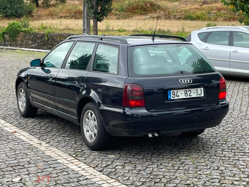 Audi A4 Avant 1.9 TDI Attraction