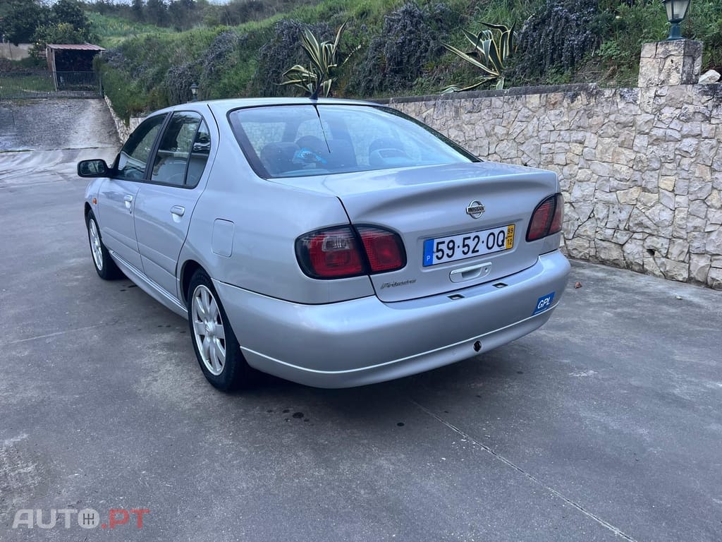 Nissan Primera 2.0 GPL