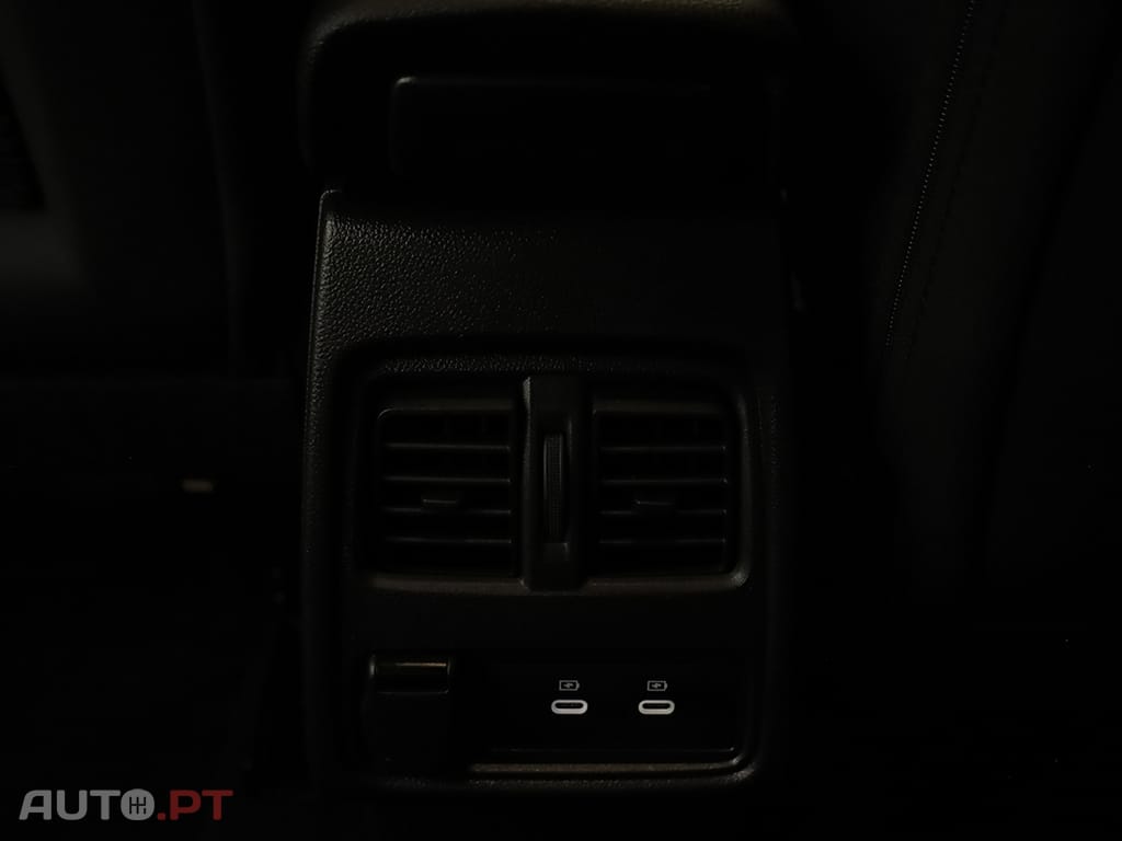 Renault Captur 1.0 TCe Techno Bi-Fuel