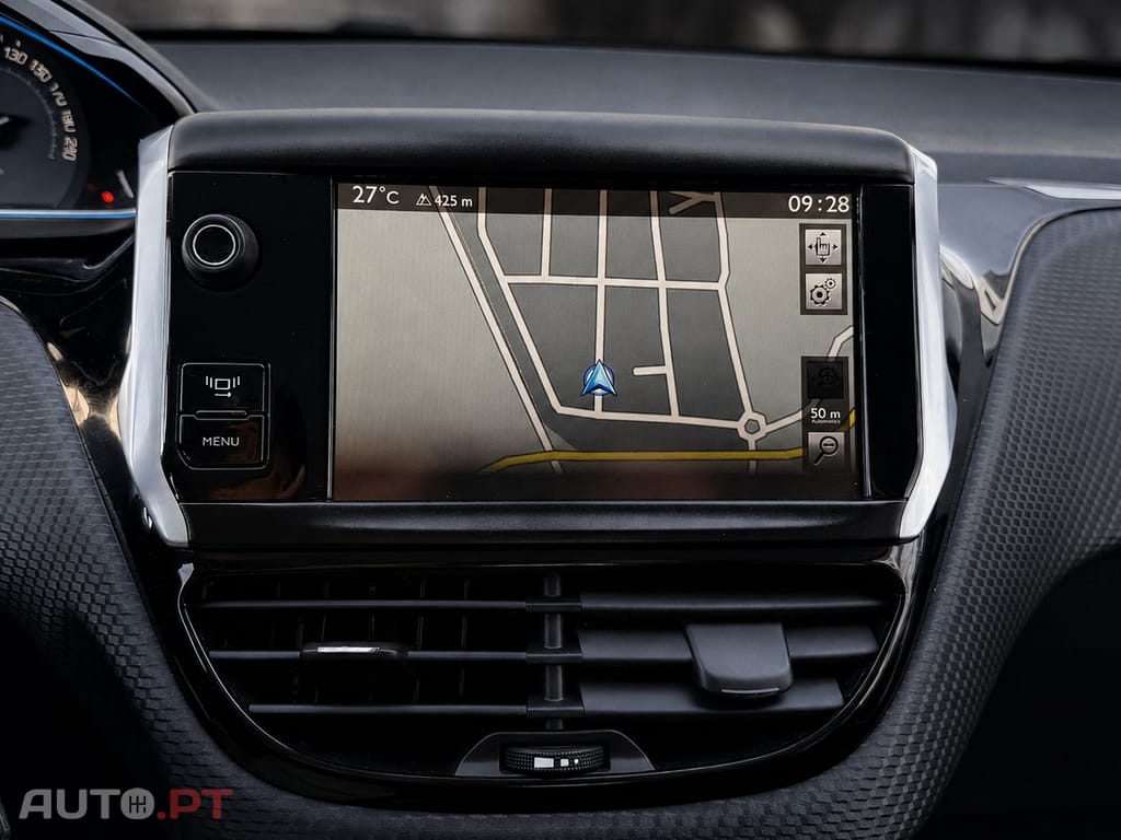 Peugeot 2008 1.2 PureTech Allure