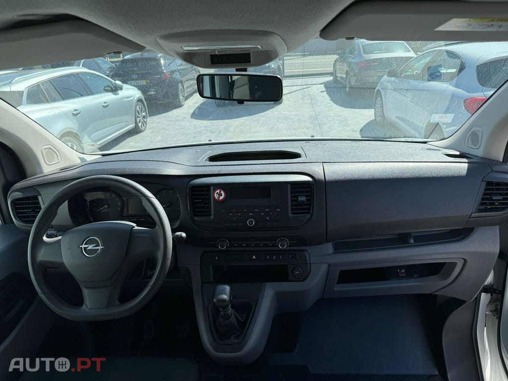 Opel Vivaro 1.5 CDTi L3H1 Essentia