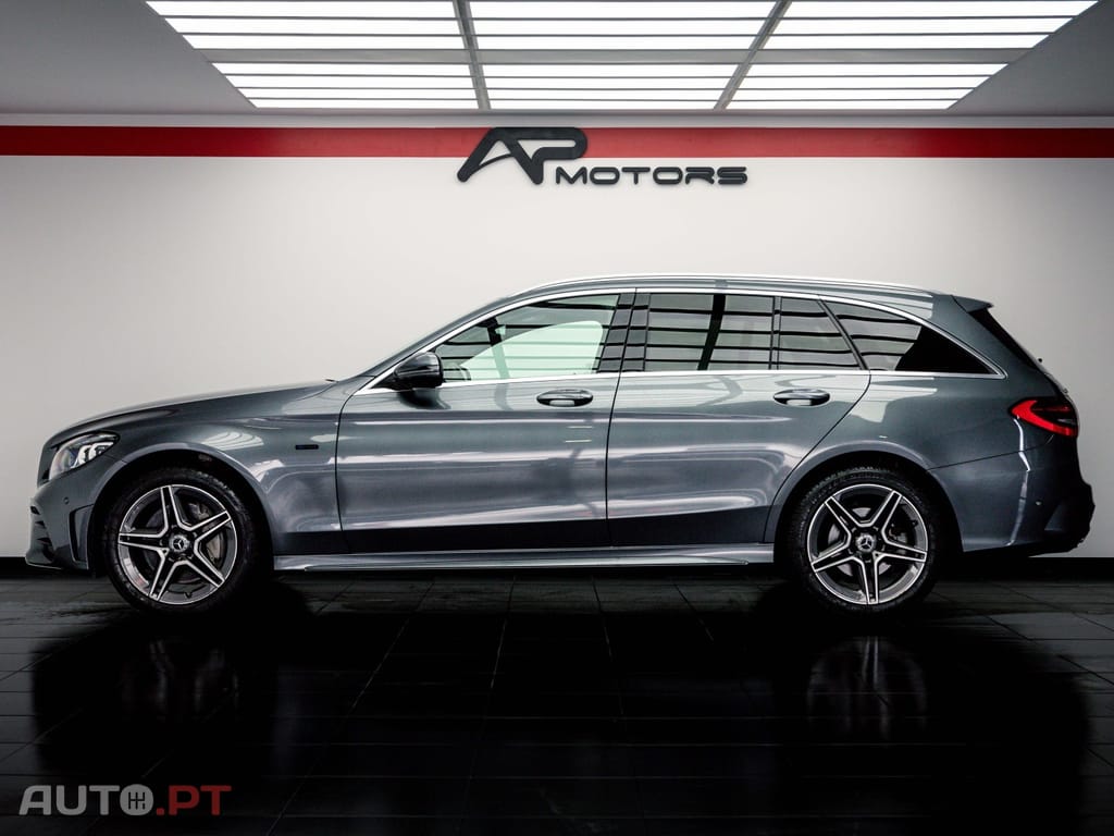Mercedes-Benz C 300 e AMG Line
