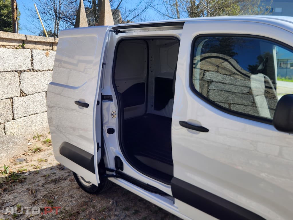 Peugeot Partner 1.5 BlueHDi M Standard