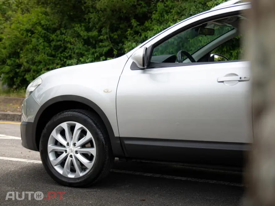 Nissan Qashqai +2 2.0 DCi PREMIUM Sport