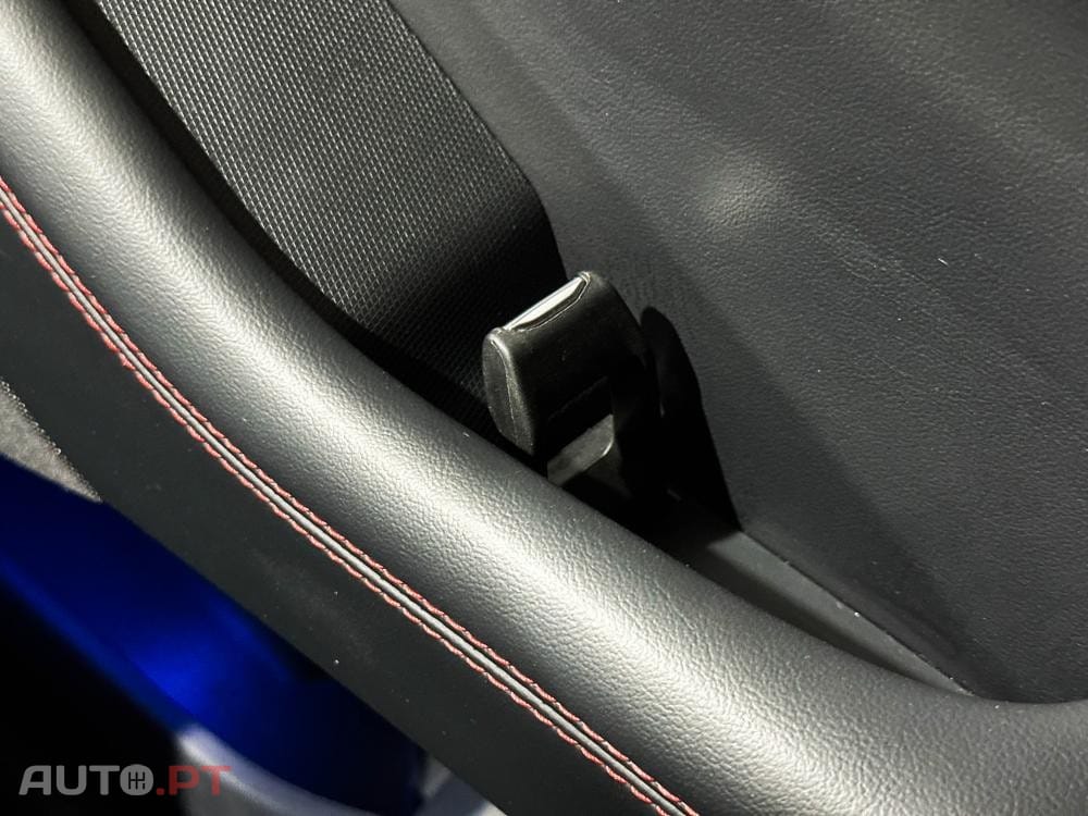 Ford Mustang Mach-E AWD PREMIUM