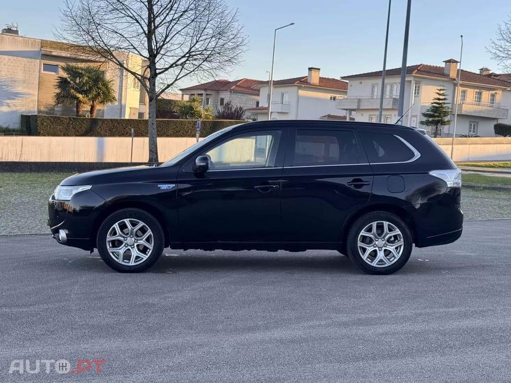 Mitsubishi Outlander 2.0 4WD