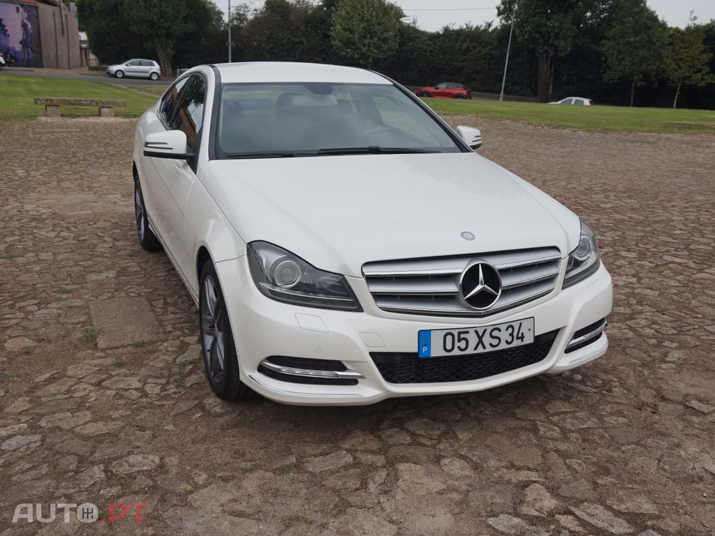 Mercedes-Benz C 220 Coupe Avantgarde Auto