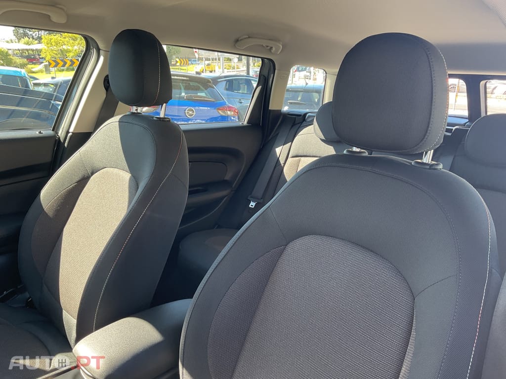 MINI Clubman One D