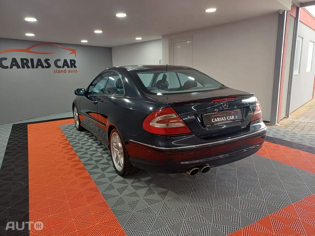 Mercedes-Benz CLK 270 Outro