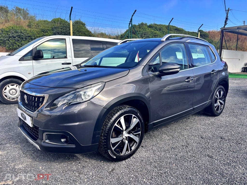 Peugeot 2008 BlueHDi 100 Allure