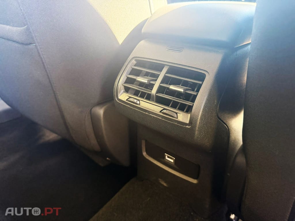 Citroen C4 1.2 PureTech Feel Pack EAT8