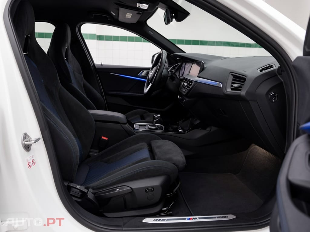 BMW 116 d Pack Desportivo M Auto