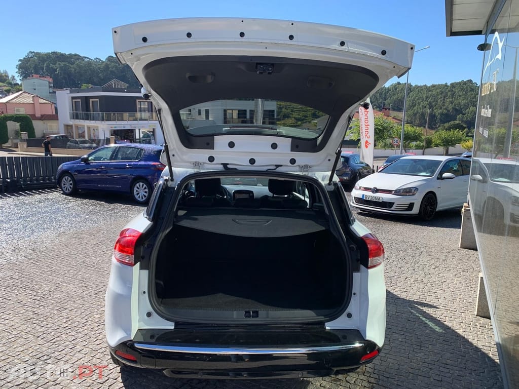 Renault Clio Sport Tourer 1.5 dCi Limited