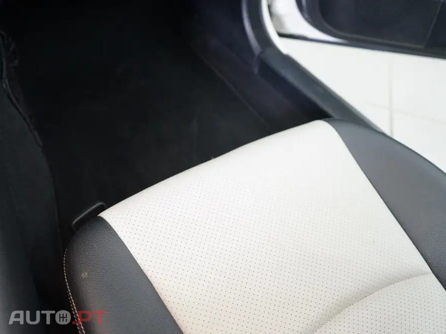Mercedes-Benz CLC 200 Kompressor Auto