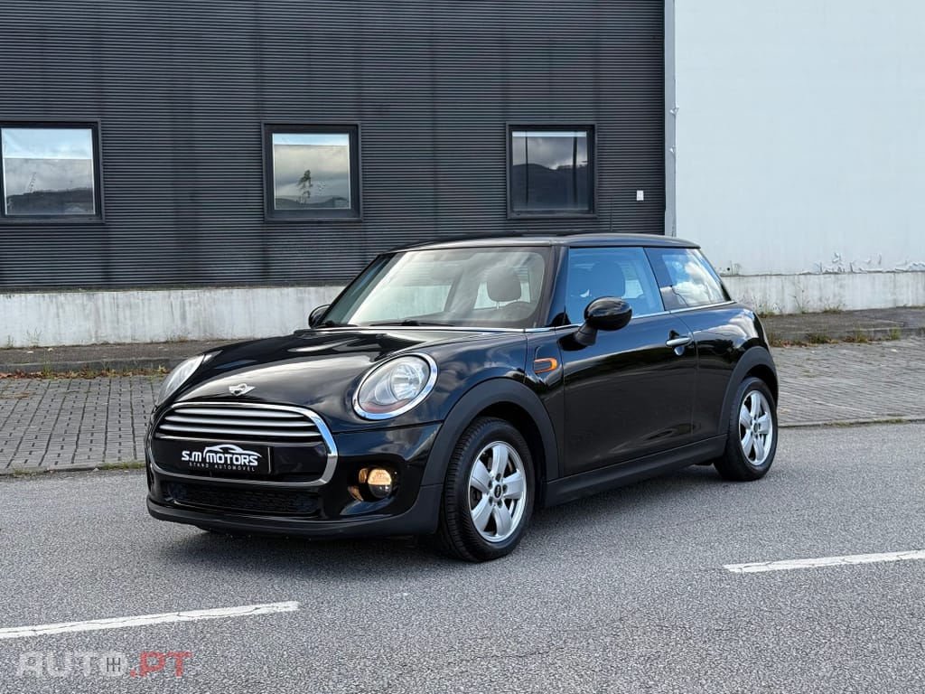 MINI Cooper Cooper D