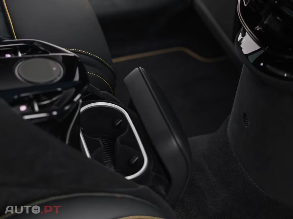 Ferrari Purosangue ND