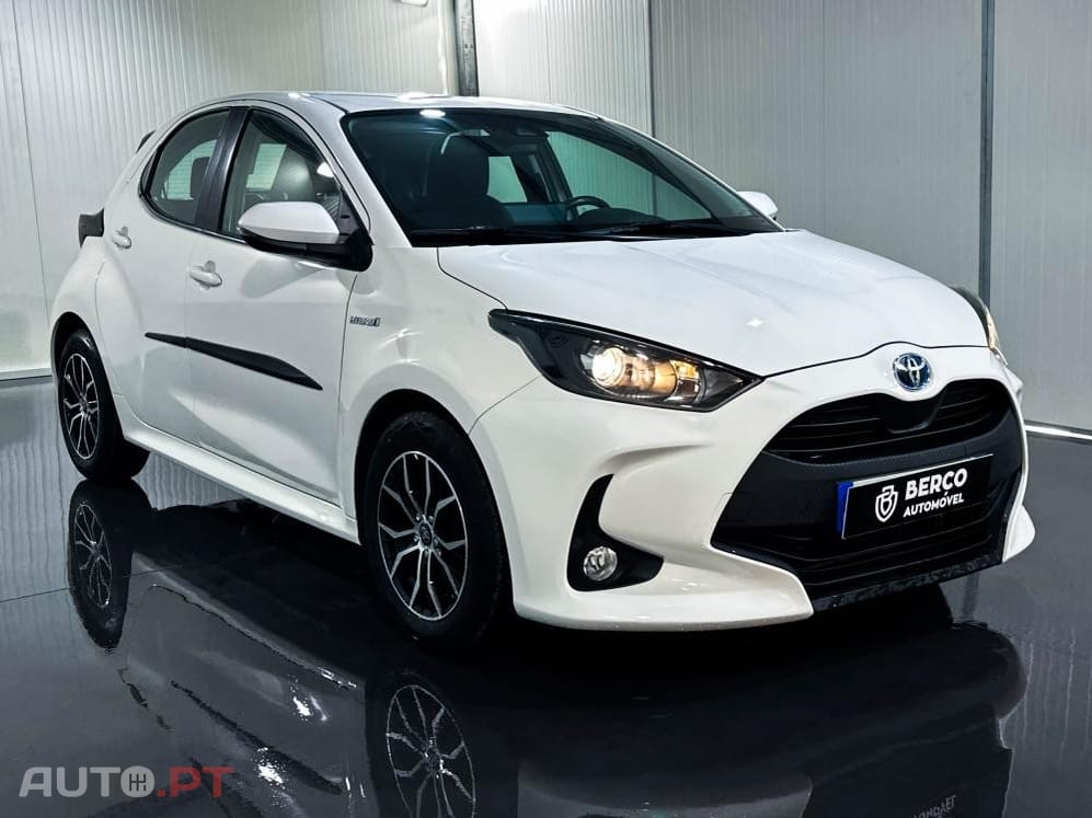 Toyota Yaris Hybrid Dynamic Edition