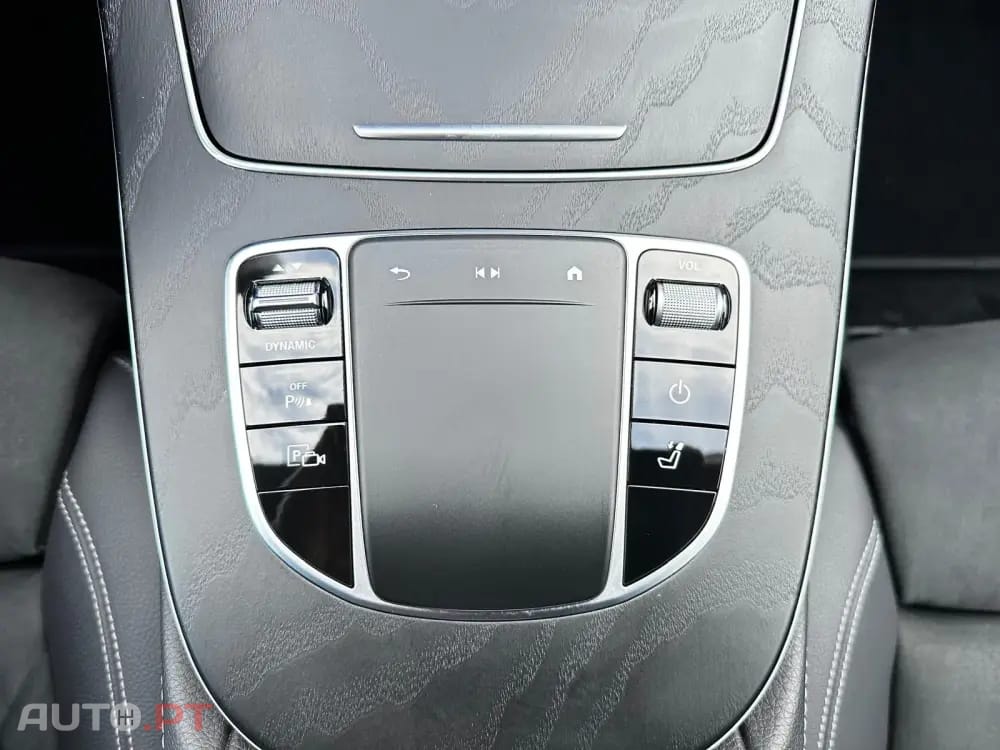 Mercedes-Benz E 300 de AMG Line