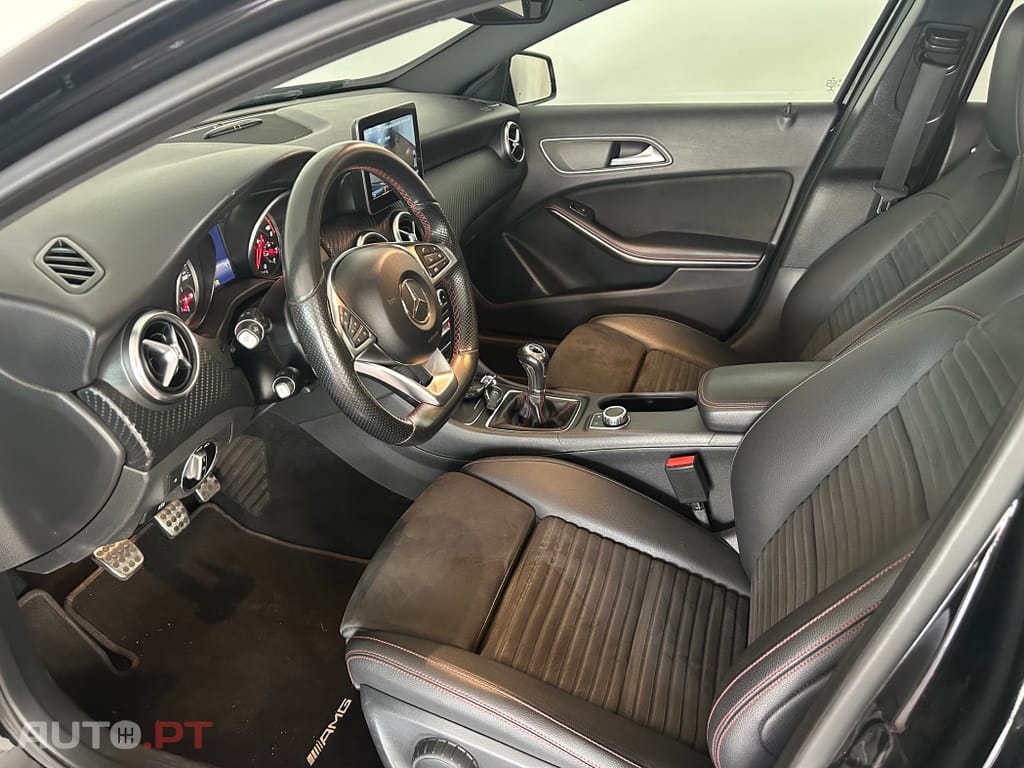 Mercedes-Benz A 200 d AMG Line