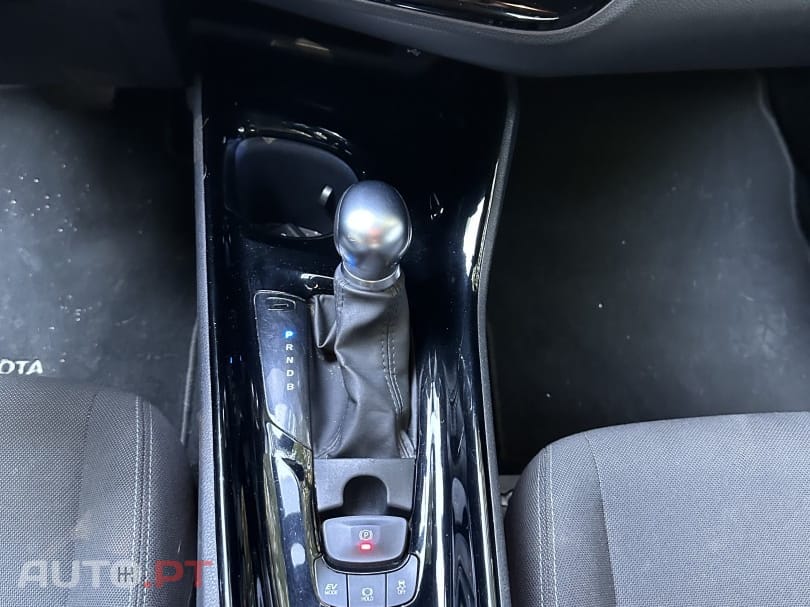 Toyota C-HR 1.8 Hybrid Exclusive