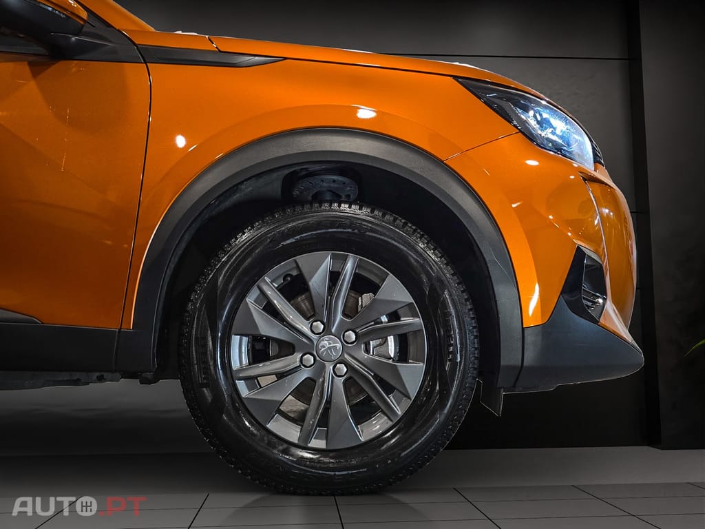 Peugeot 2008 1.2 PureTech Active Pack EAT8