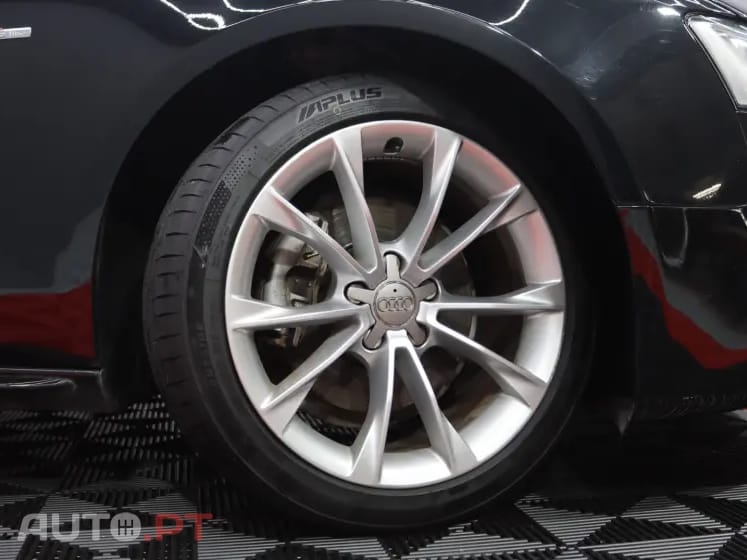 Audi A5 2.0 TDI S-line — fotografia 11