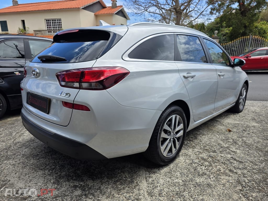 Hyundai i30 1.6 CRDi Style+Navi
