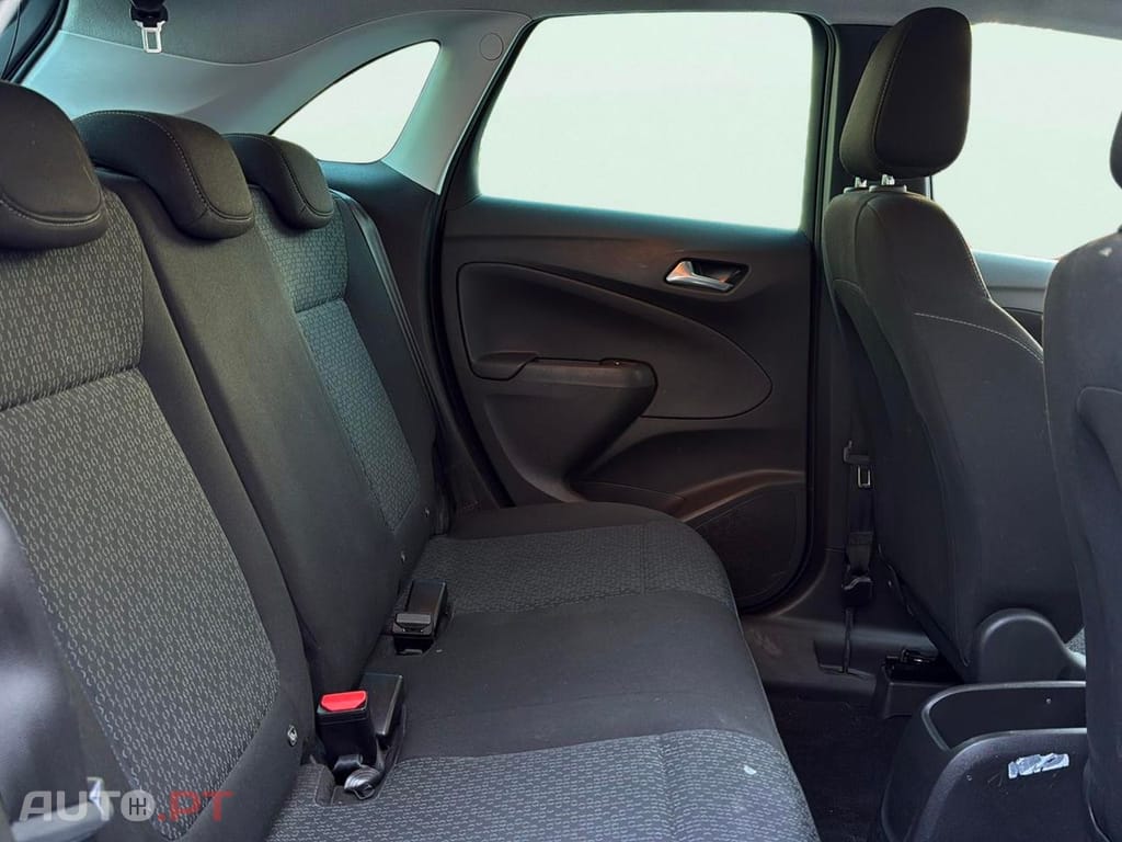 Opel Crossland 1.2 T Business Edition