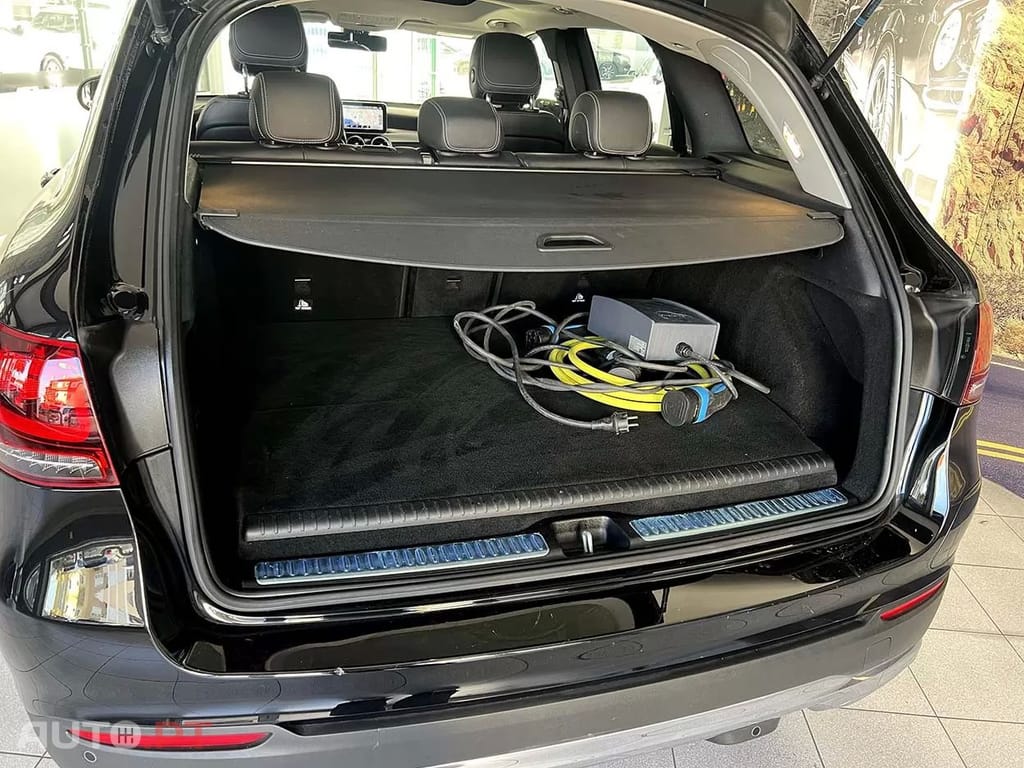 Mercedes-Benz GLC 300 DE 4MATIC BUSINESS SOLUTION