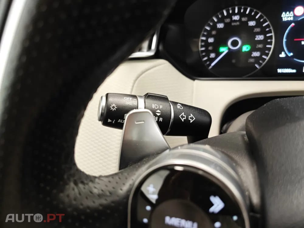 Land Rover Velar 2.0 D R-Dynamic