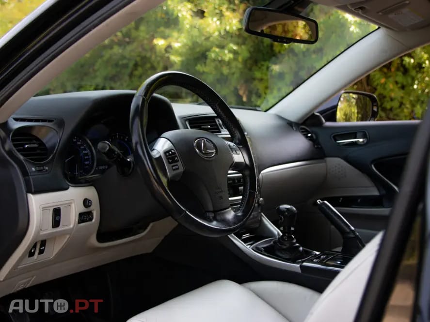 Lexus IS 200 d P.Executive 6G