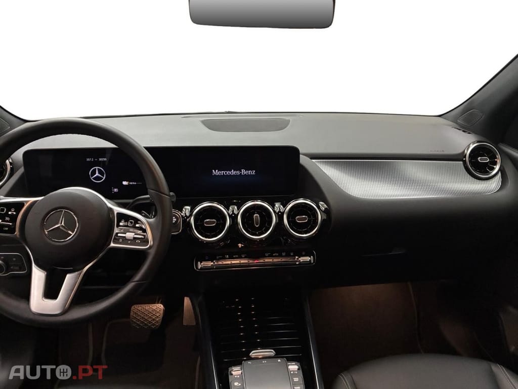 Mercedes-Benz GLA 250 e Business Line 8G-DCT