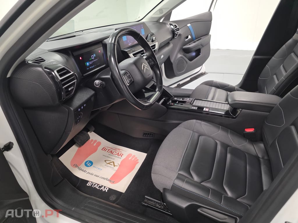 Citroën e-C4 50 kWh Shine — fotografia 80