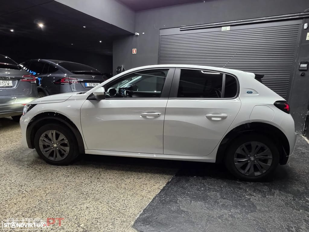 Peugeot E-208 50 kWh Active Pack
