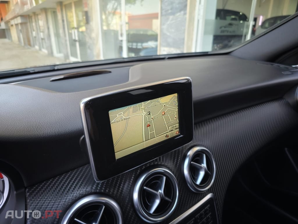 Mercedes-Benz A 220 CDI (BlueEFFICIENCY) 7G-DCT AMG Sport