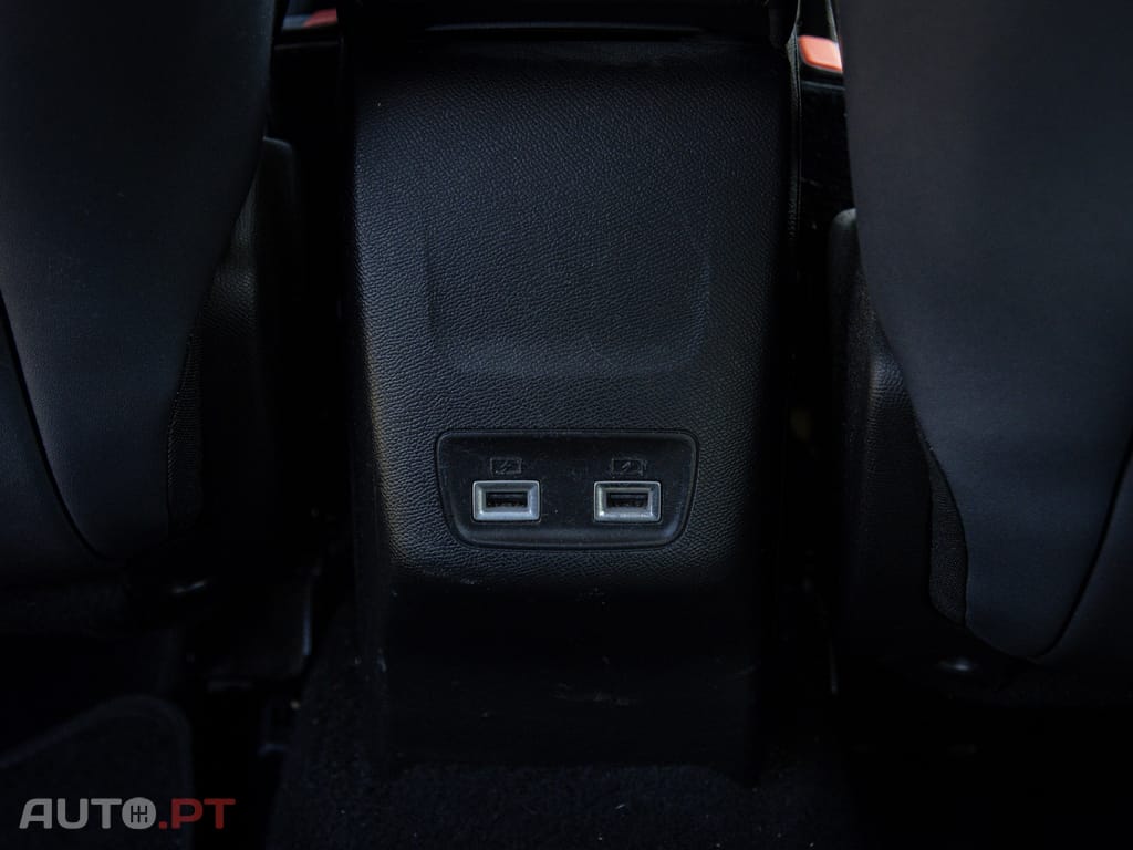 Peugeot 2008 1.2 PureTech Allure EAT6