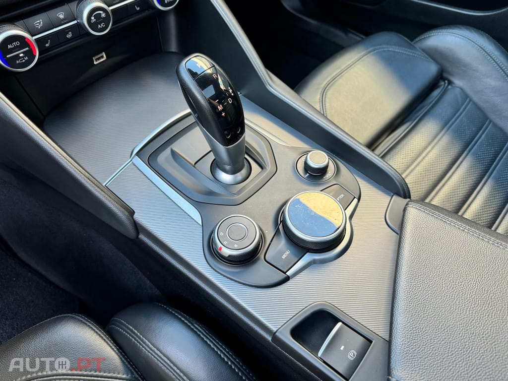 Alfa Romeo Giulia 2.2 D Veloce Q4 AT8