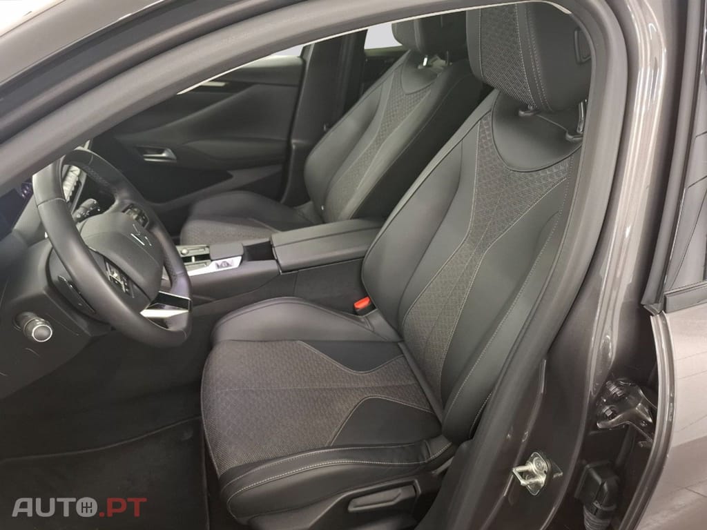 DS DS4 1.2i Bastille